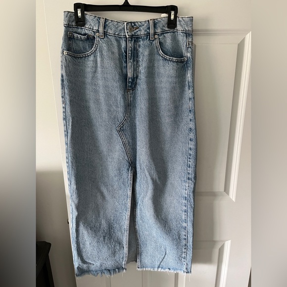 Long Denim skirt with slit - Picture 1 of 6